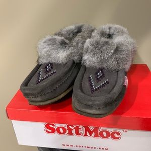 SoftMoc Cute Faux Me Grey
